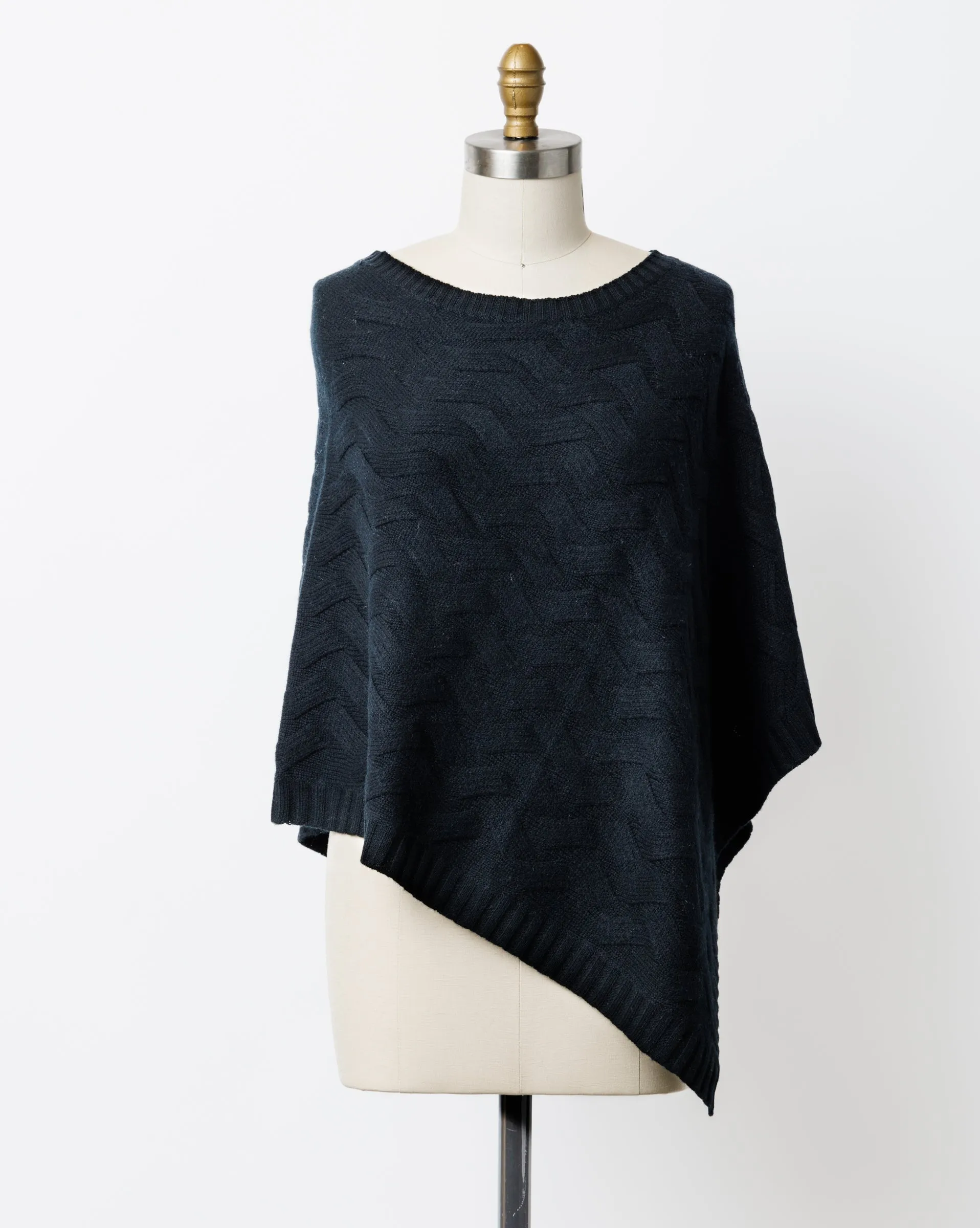 Kinross | Cashmere Cable Poncho